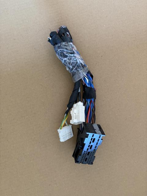 BMW F40 116 118 HİFİ SOKETİ ÇIKMA ORJİNAL