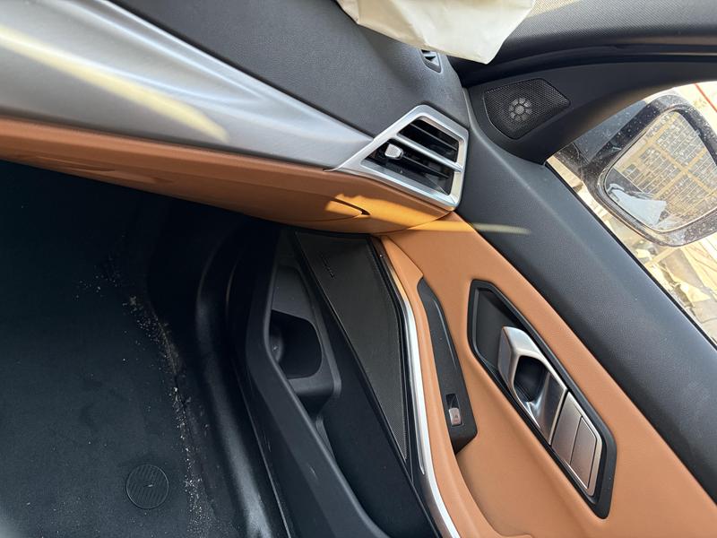 BMW G20 LCİ SAĞ KALORİFER IZGARASI ÇIKMA ORJİNAL