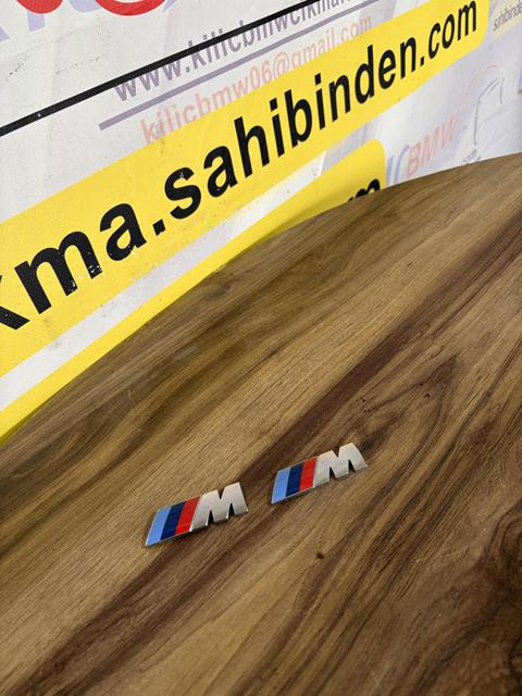 BMW G20 M ÇAMURLUK AMBLEMİ ÇIKMA ORJİNAL