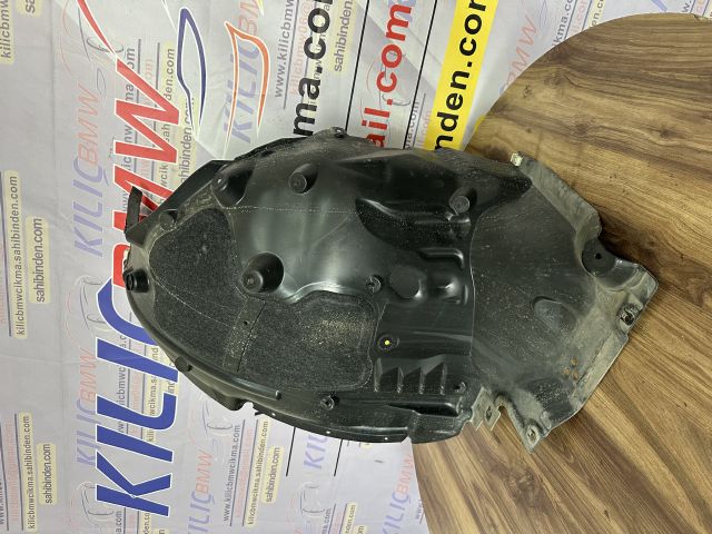 BMW G60 520İ ÇAMURLUK DAVLUMBAZI ÇIKMA ORJİNAL 51719881715