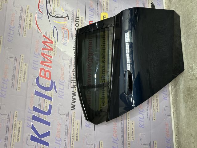 BMW G60 520İ SAĞ ARKA KAPI KARBON SİYAH