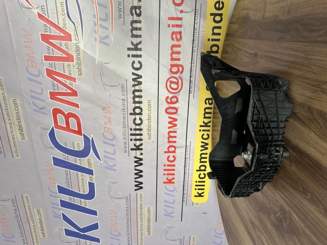 BMW G60 AKÜ HAZNESİ ÇIKMA ORJİNAL 61215A0C7B9