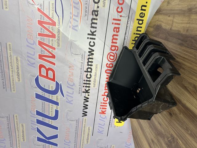 BMW G60 BAGAJ EŞYA GÖZÜ SOL 5A01791