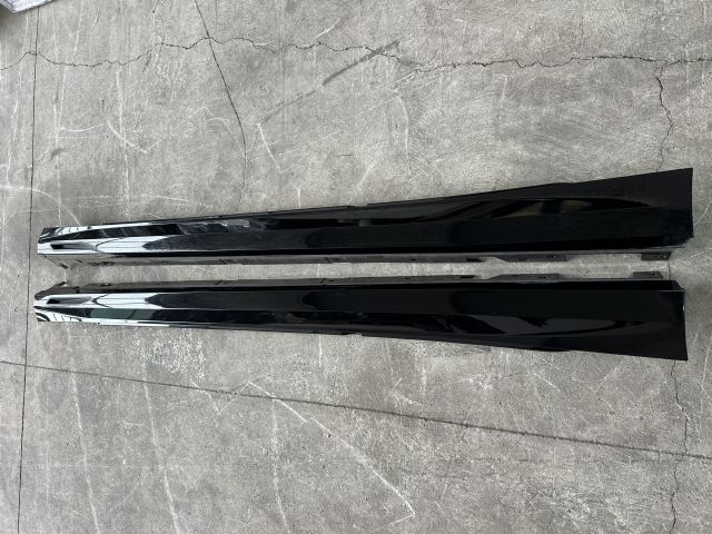 BMW G60 İ5 520İ MARŞPİYEL KAPLAMASI ÇIKMA ORJİNAL