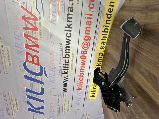 BMW G60 İ5 FREN PEDALI ÇIKMA ORJİNAL 35006896512